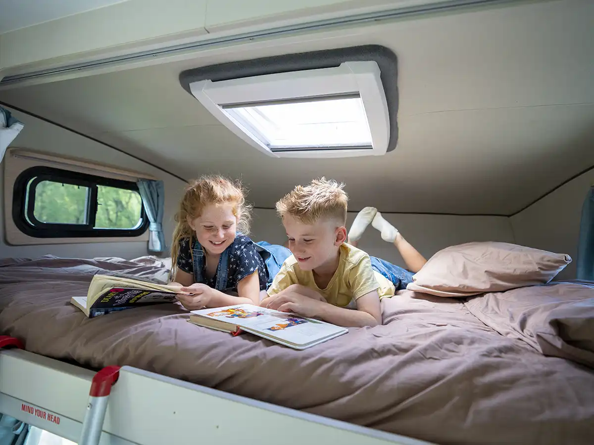 Euro Deluxe New Zealand - Upper bunk bed