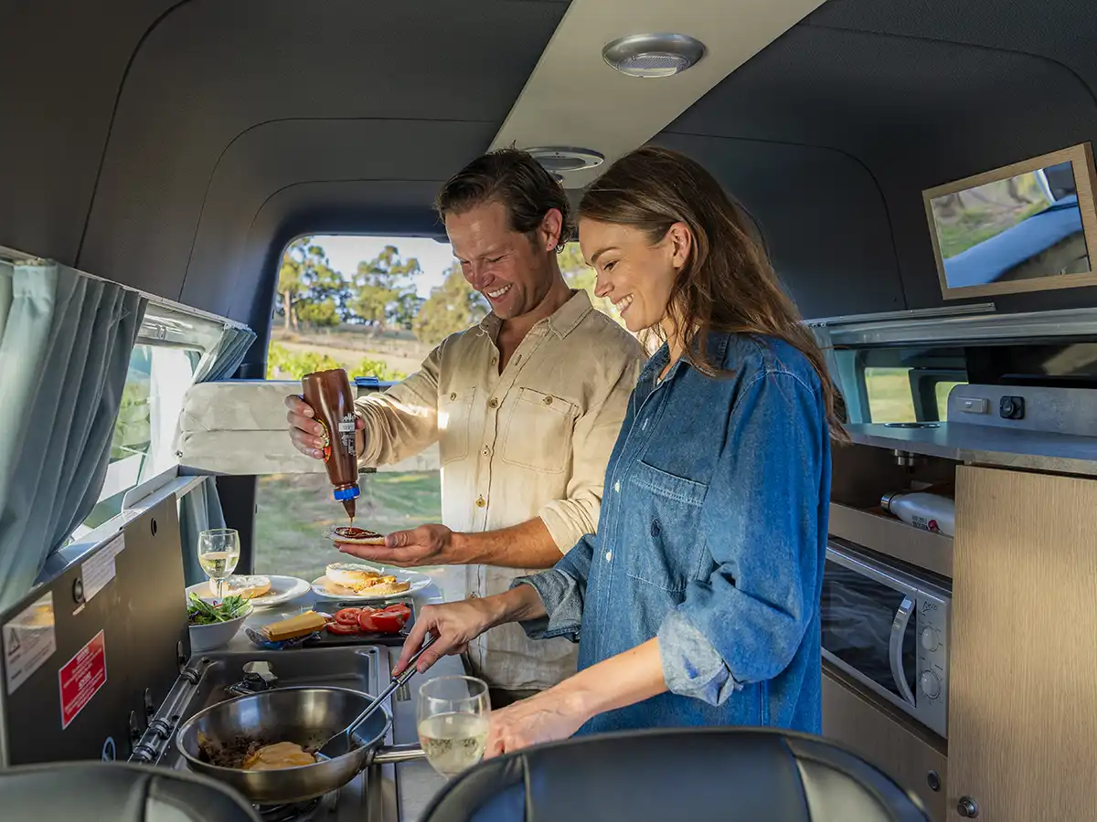 Endeavour Camper kitchen