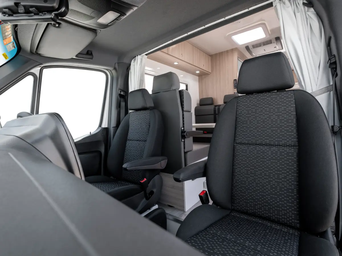 Euro Deluxe - Driver's Cabin