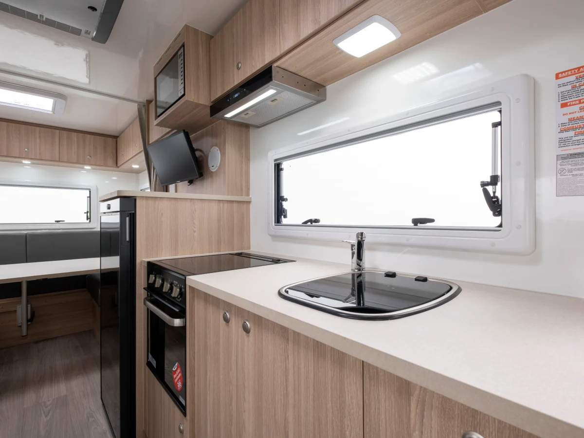 Euro Deluxe - Kitchen Area