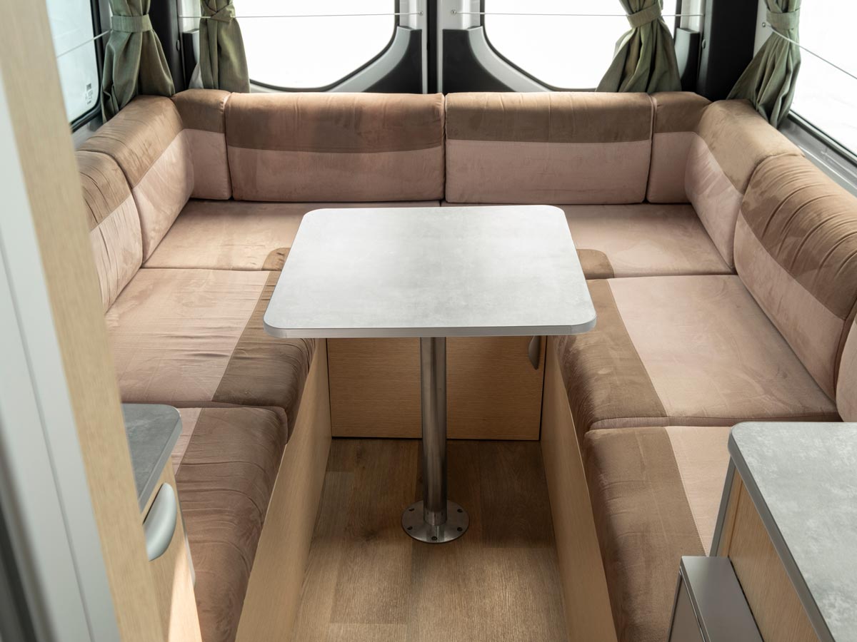 Apollo Euro Plus - dining area view