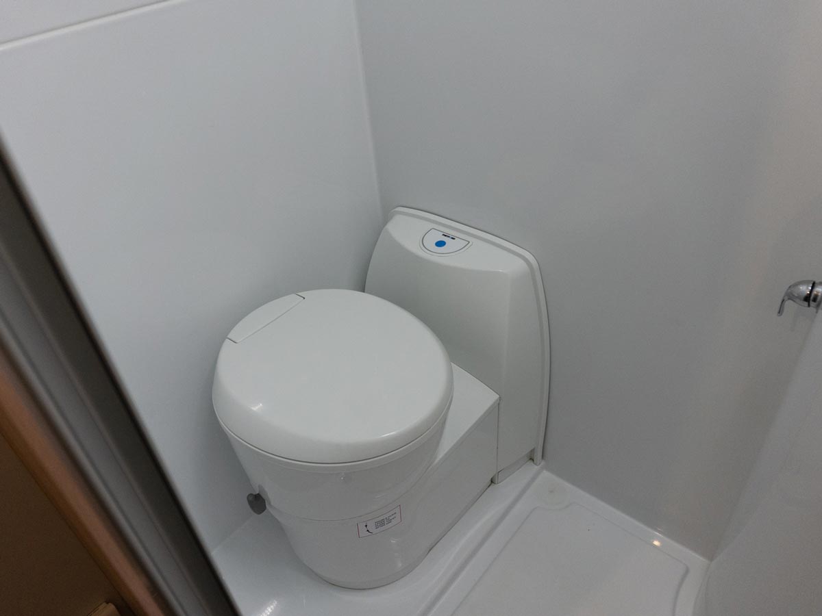 Frontier Motorhome 6 Berth - washroom view