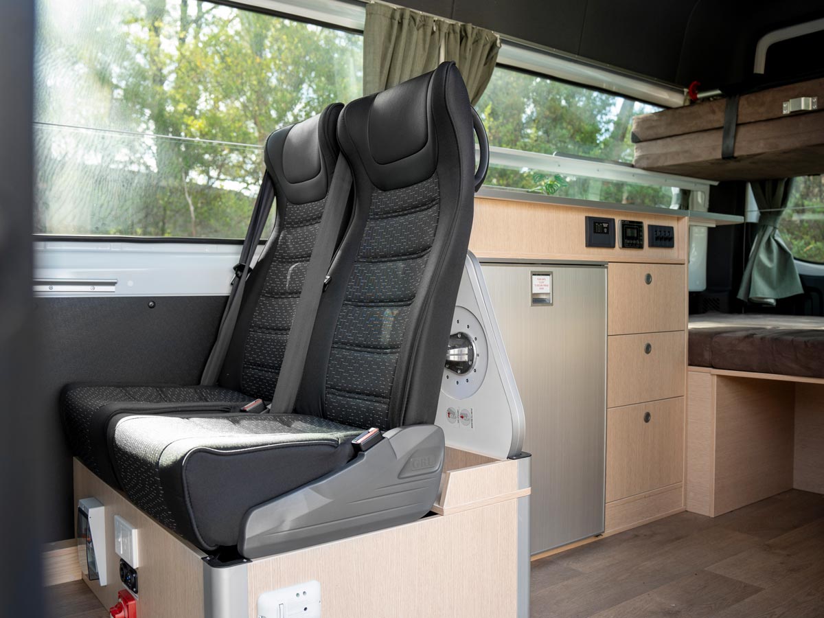 BR Hitop - Inside view