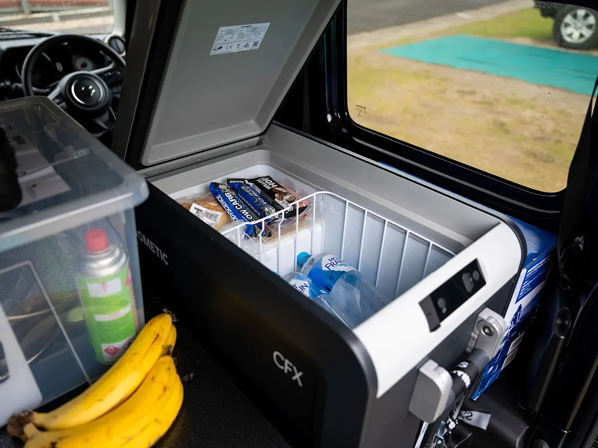 4WD Adventure Tent Manual Fridge