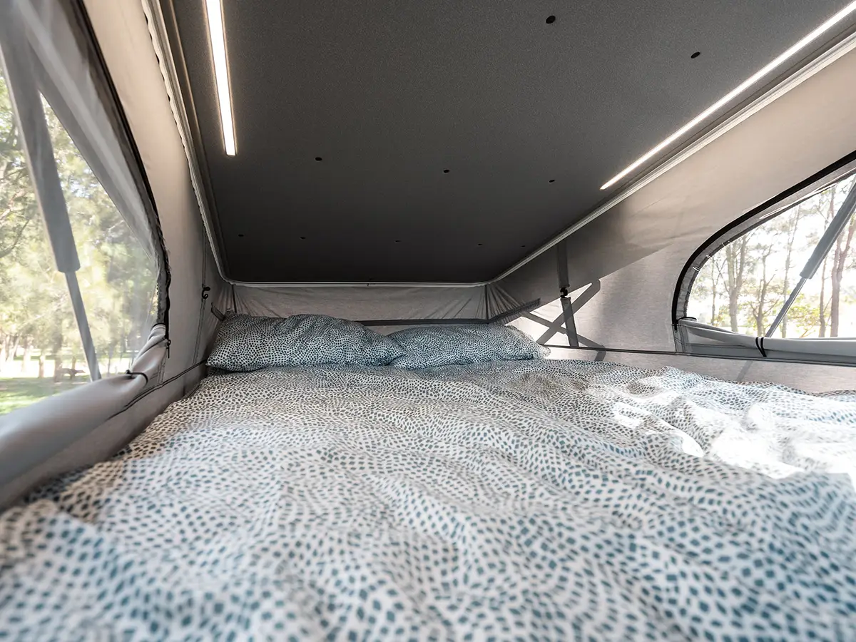 Active Pop-Top Roof Top Bed