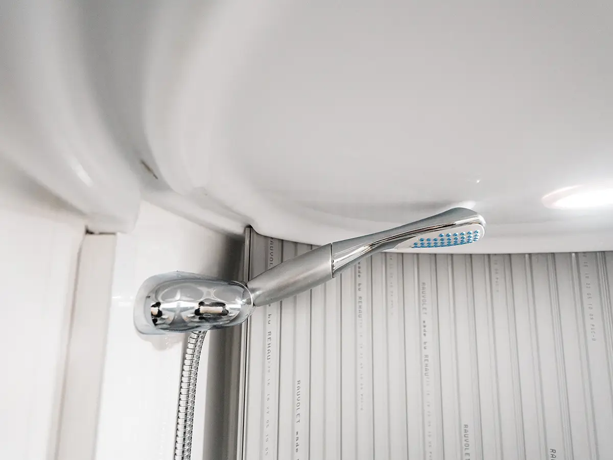 Active Pop-Top Shower