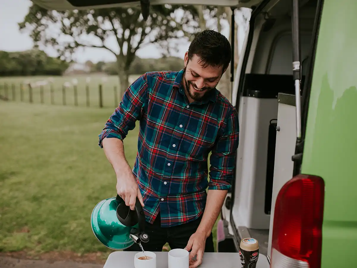 Condo Campervan - Fold Out Table