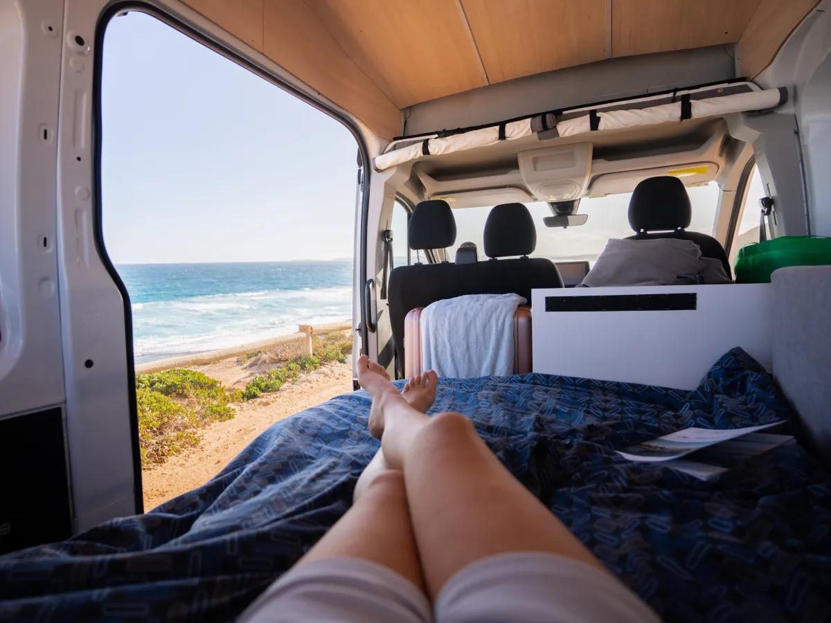 Coaster - Bed Inside View