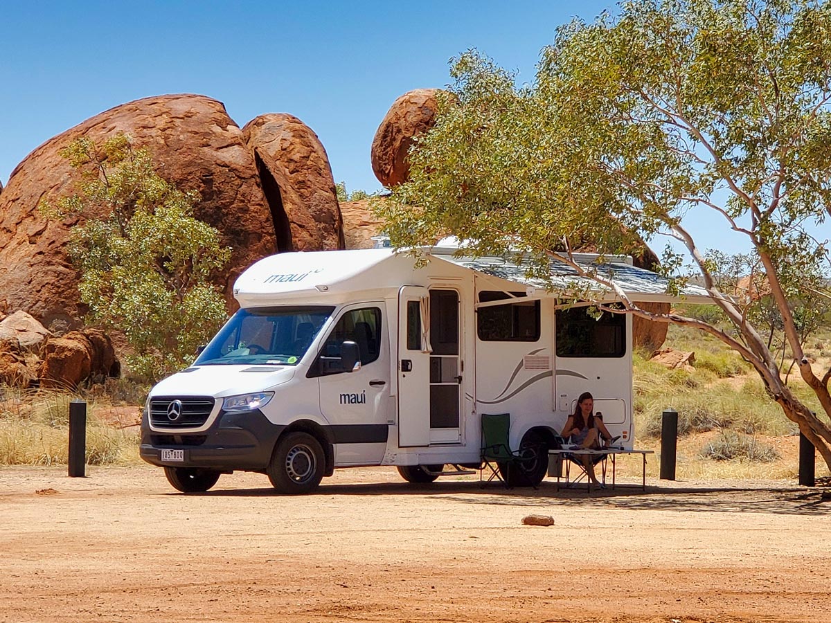 Cascade Elite 4 Berth - front view