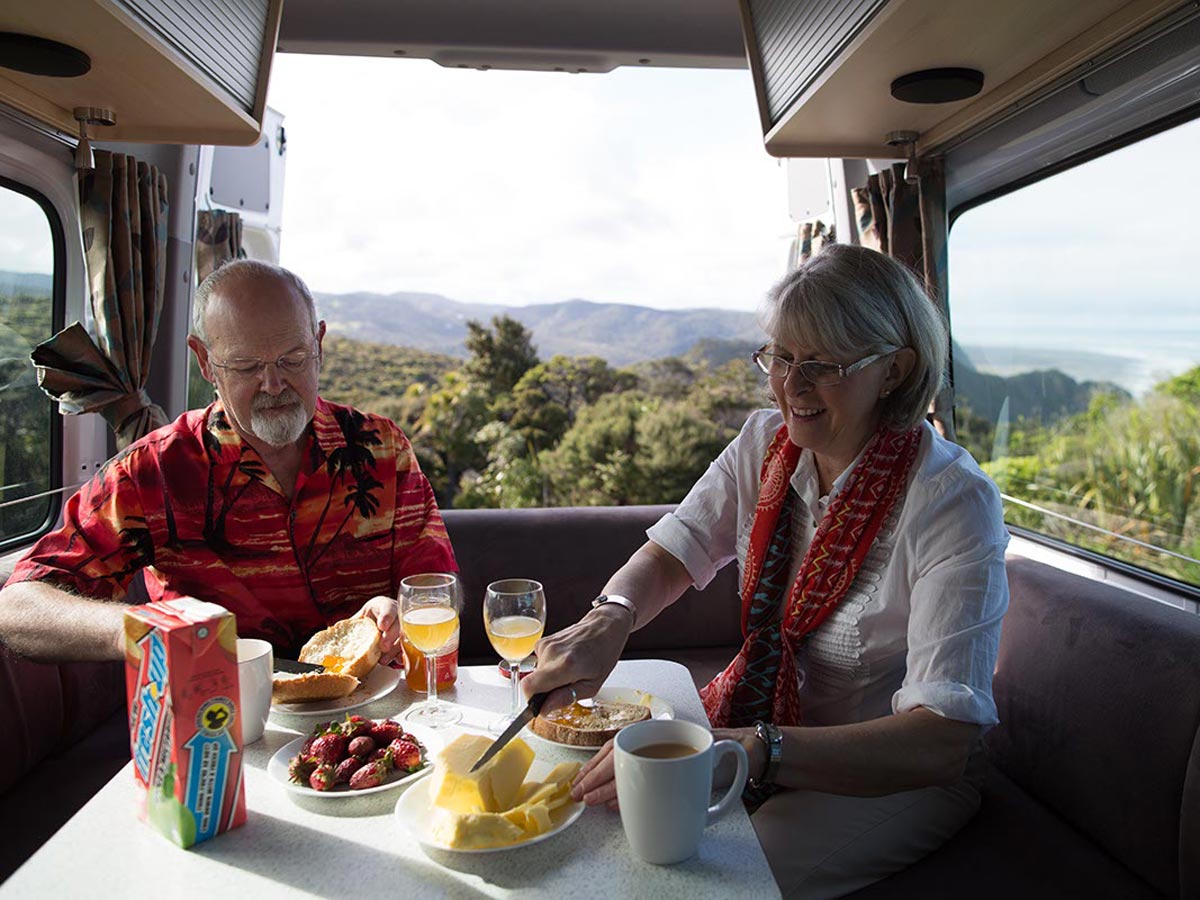 Deuce Plus  3 Berth - front side dining area view
