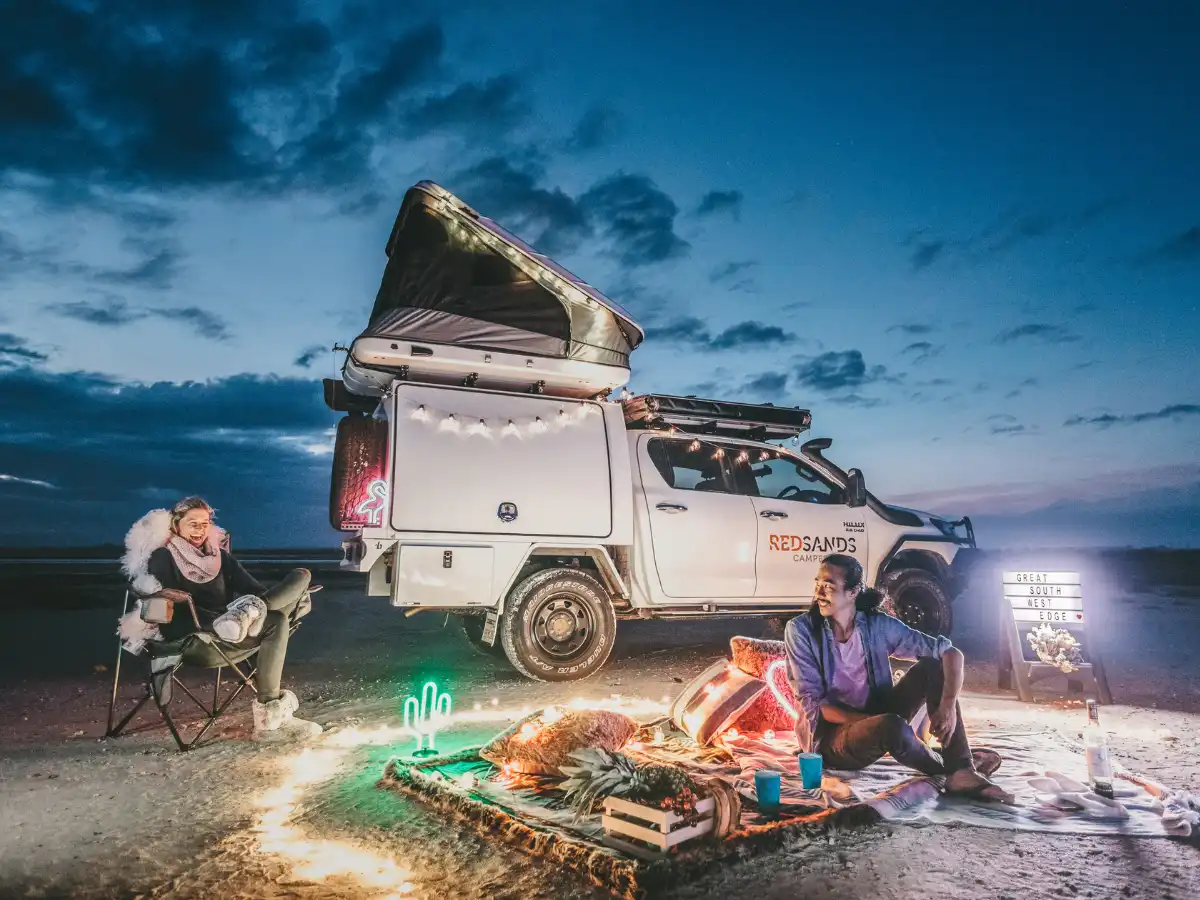 5 Person 4WD Rooftop Camper - Night Setup
